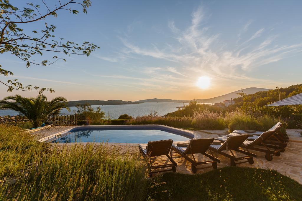 Villa Amarina Traù Esterno foto
